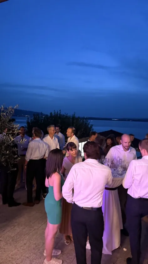 Blue hour by the lake at the Convero Summer Event 2026