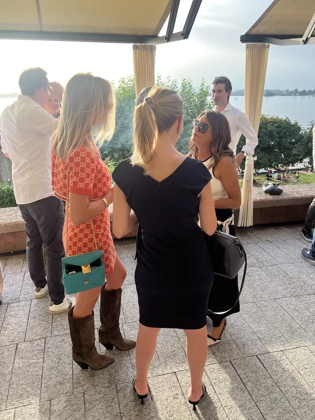 Guests arriving on the terrace at the Convero Summer Event 2026